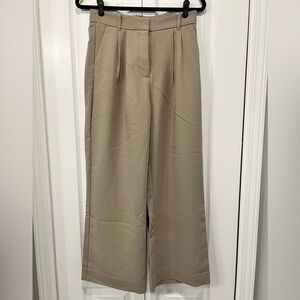 Abercrombie Sloane Tailored Pant NWT